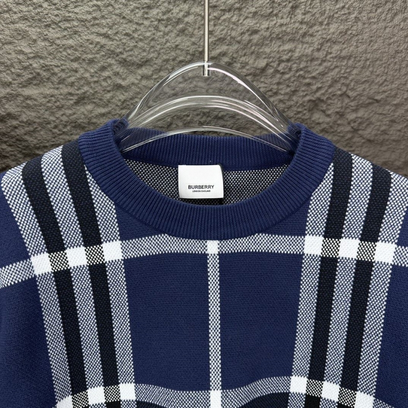 Burberry Sweaters